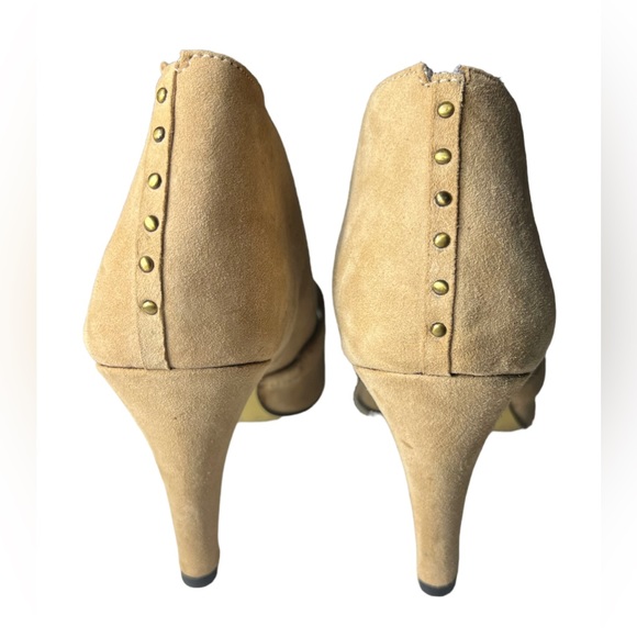 Bella Vita Women’s Peep Toe Suede Slip on Bootie size 12M Tan chic - Picture 3 of 15